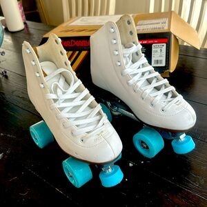 Women’s Roller Skates Size 9 white / teal